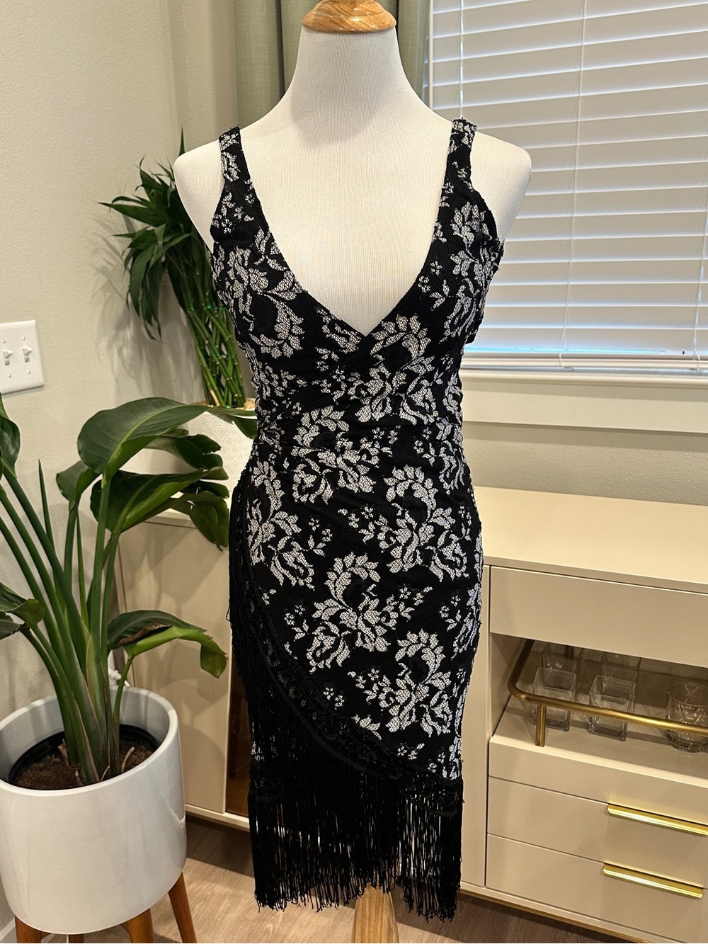 Vintage Black & White Floral Fringe V-Neck Dress